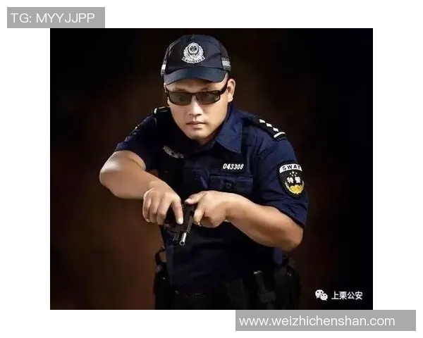 足球明星站岗风采展示图集领略球场英雄的别样魅力与风范